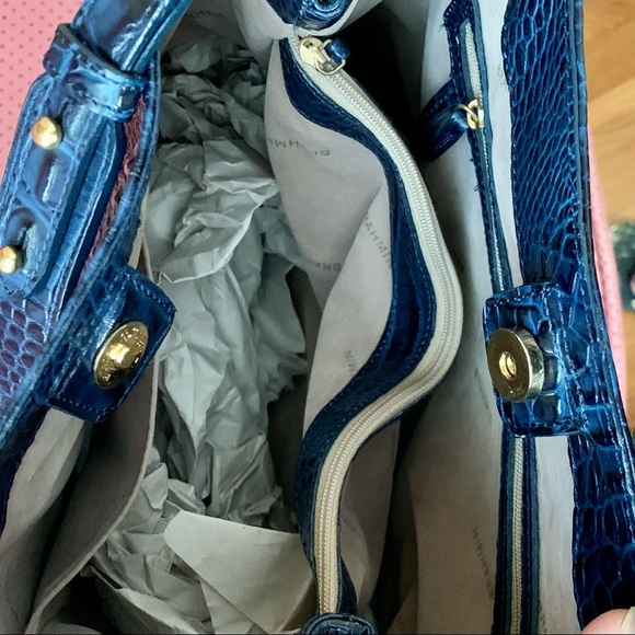 Brahmin large Amelia Navy Blue Melbourne Bucket leather Bag! - Picture 7 of 8